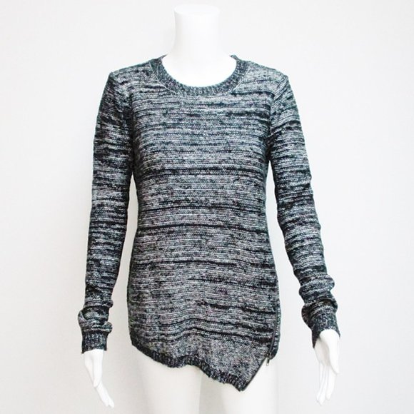 Aqua Bloomingdale's Asymmetrical Hem Sweater Black White Small - Picture 1 of 7